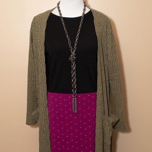 NWT Simply Styled Pencil Skirt